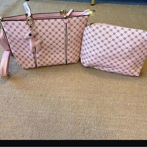 Pink tote bag